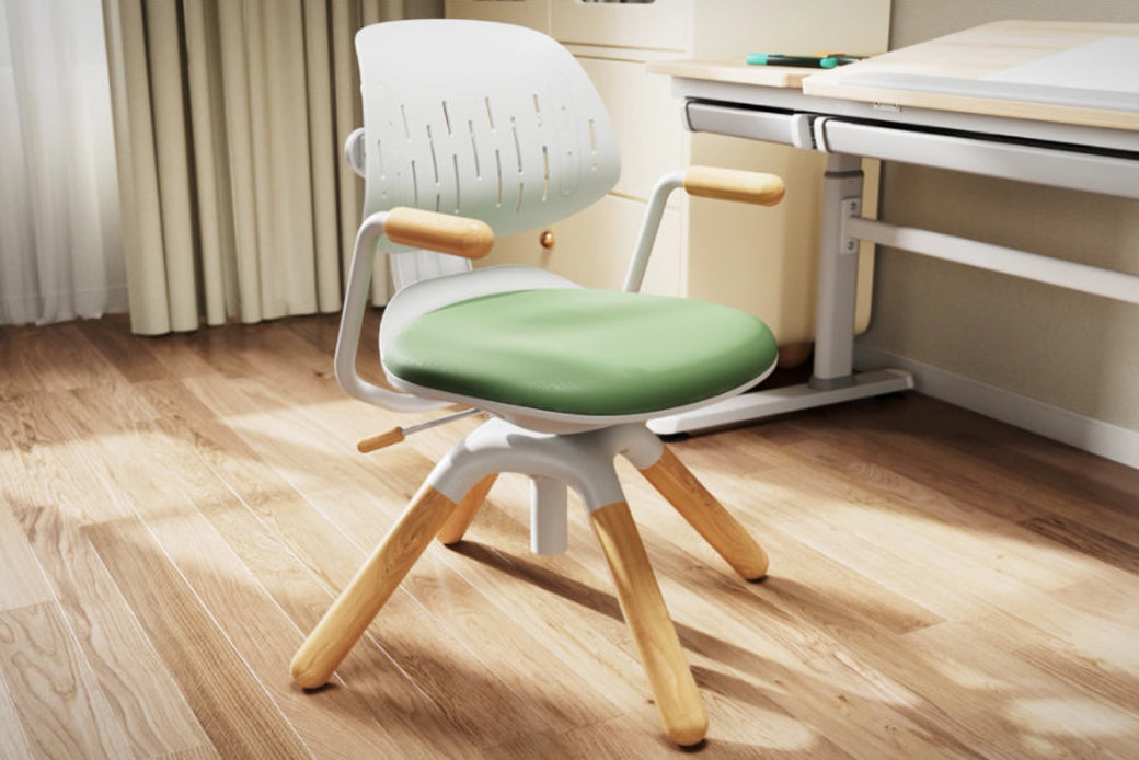 Ergonomie im Kinderzimmer: Wie Schreibtisch und Stuhl das Lernen erleichtern